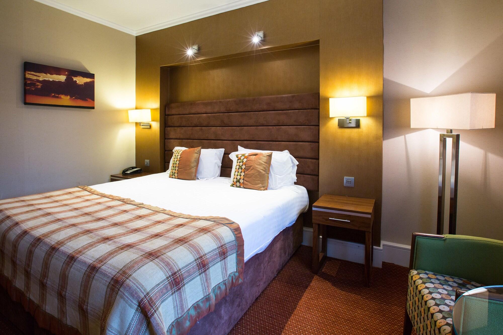 Crewe Hall Hotel & Spa - Cheshire エクステリア 写真
