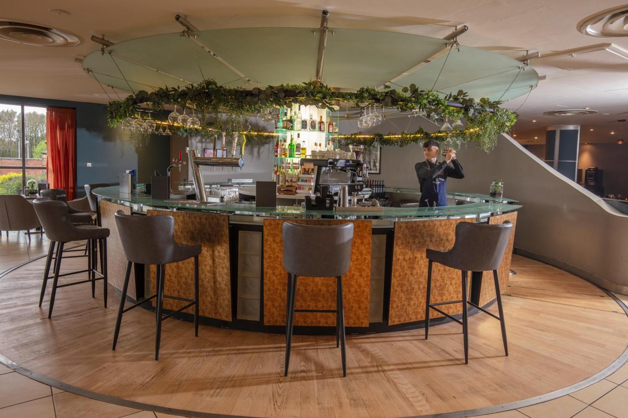 Crewe Hall Hotel & Spa - Cheshire エクステリア 写真