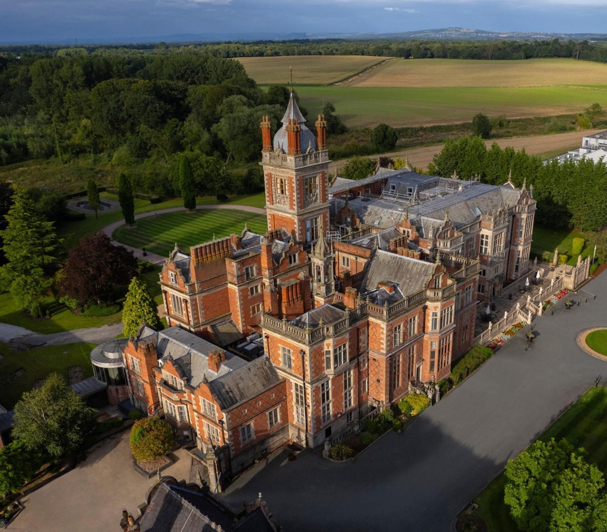 Crewe Hall Hotel & Spa - Cheshire エクステリア 写真